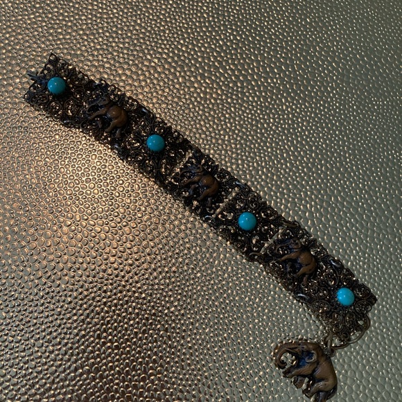 Accessories - Vintage Elephant bracelet with blue beads